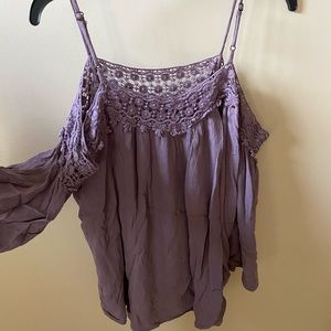Show your shoulder shirt in this pretty purple shirt! Great for summer,or spring